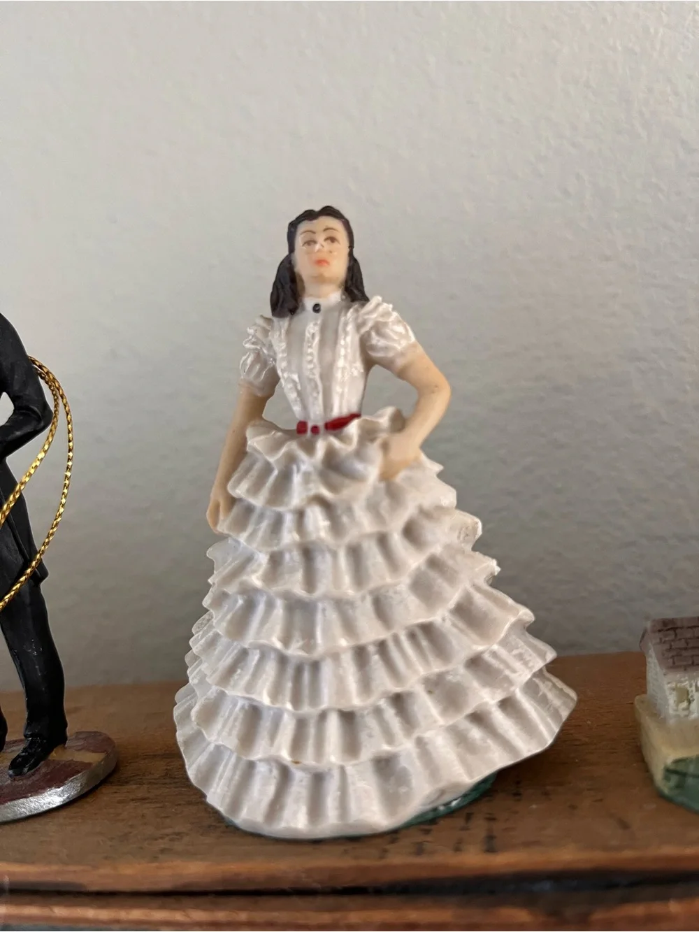 Gone With the Wind Ornaments: Scarlett, Rhett and Tara